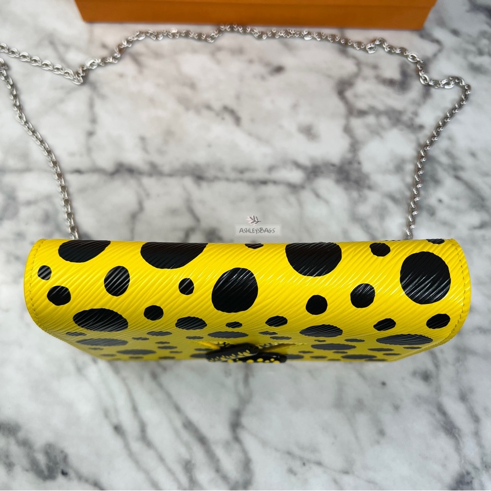 Louis Vuitton x Yayoi Kusama Twist Belt Chain Wallet In Jaune Noir - Picture 6 of 16